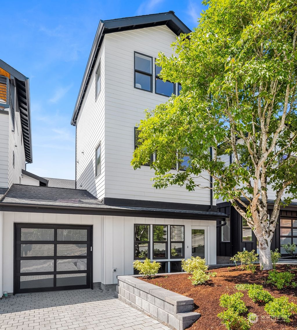 Photo of 5547 S Morgan Street, Seattle, WA 98118 (MLS # 2101789)