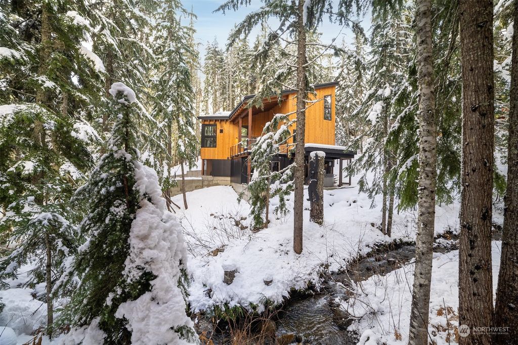 Photo of 260 Tanner Way, Snoqualmie Pass, WA 98068 (MLS # 2309350)