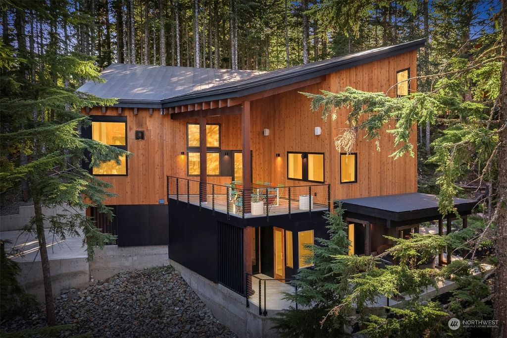 Photo of 260 Tanner Way, Snoqualmie Pass, WA 98068 (MLS # 2309350)