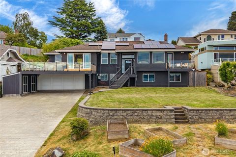 Photo of 4821 Hyada Boulevard NE, Tacoma, WA 98422 (MLS # 2525005)