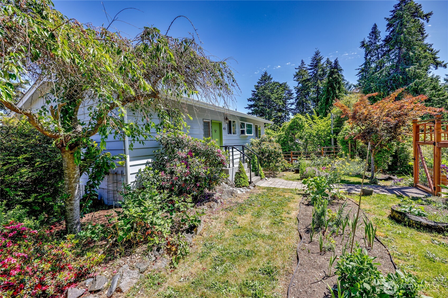 434 T Street