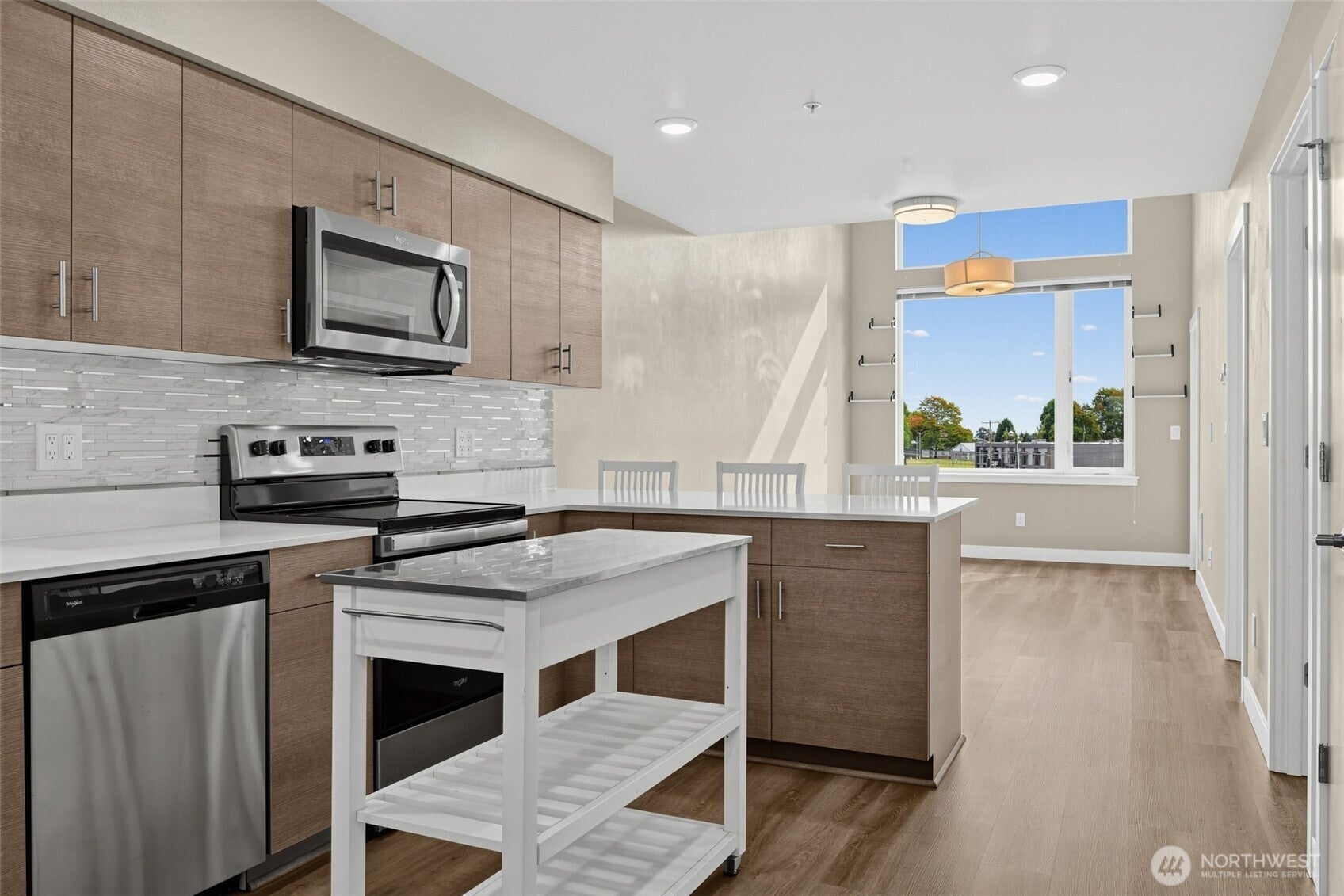 1882 Front Street 401