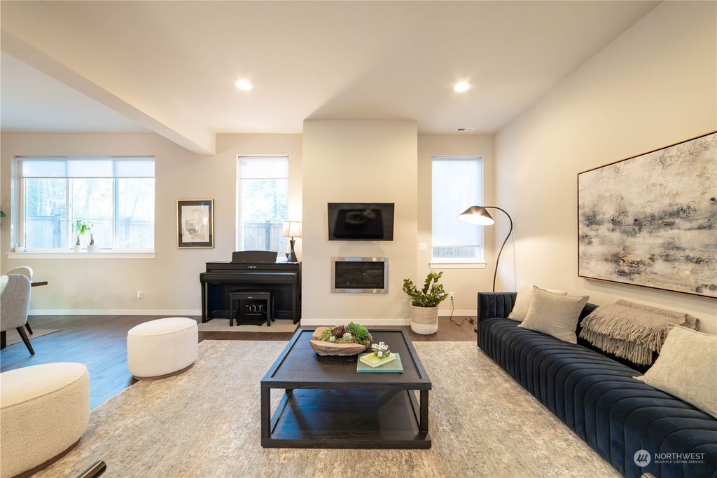 Photo of 8348 138th Lane SE, Newcastle, WA 98059 (MLS # 2327621)