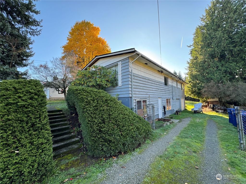 Photo of 4421 S 146th Street, Tukwila, WA 98168 (MLS # 2180170)