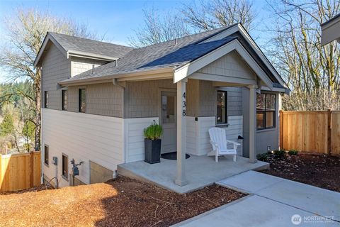 438 20th Ave Kirkland WA 98033