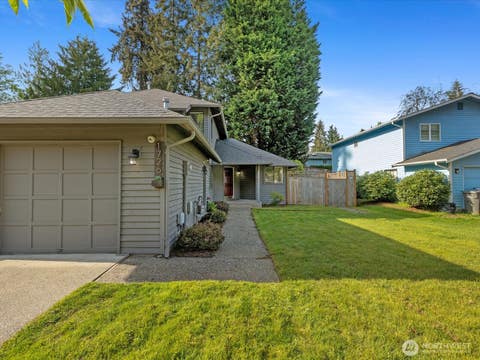 Photo of 1726 174th Place SE, Bothell, WA 98012 (MLS # 2552234)