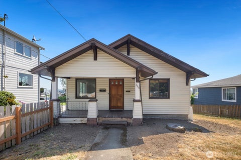Photo of 3410 37th Avenue SW, Seattle, WA 98126 (MLS # 2550998)