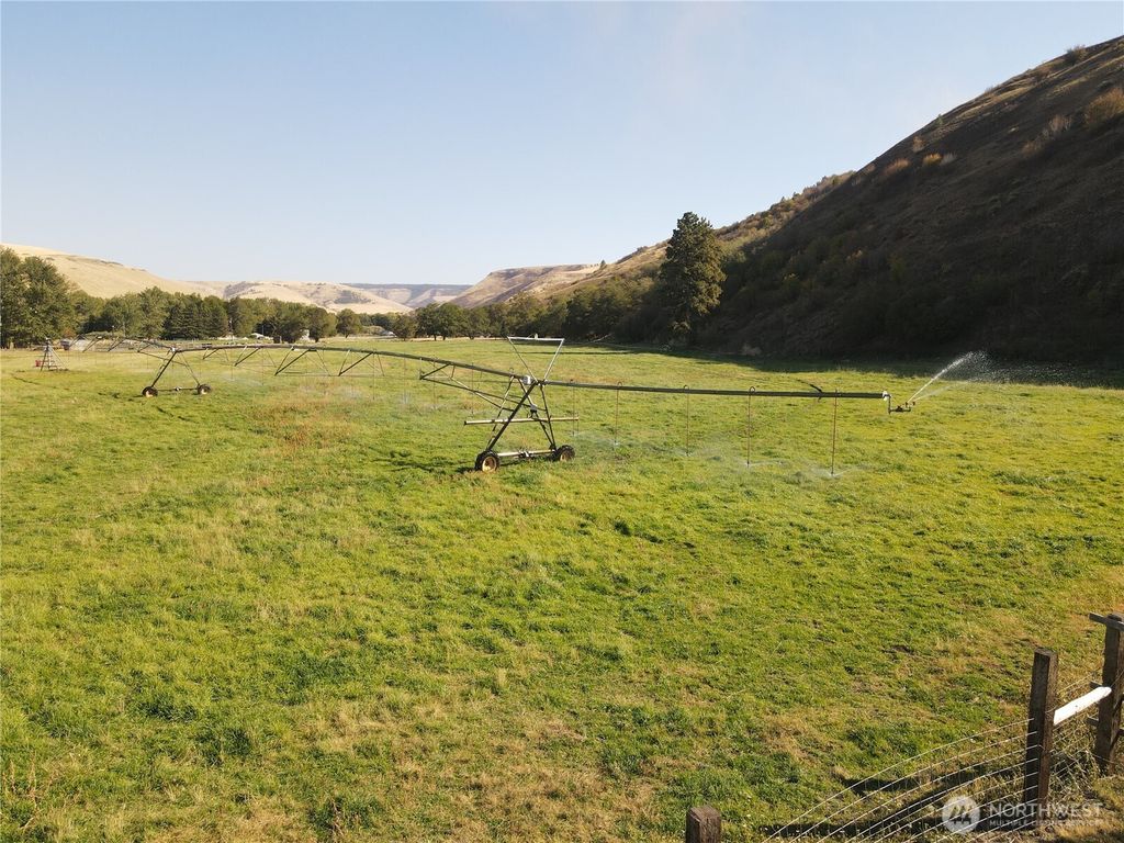 listing image 9364123577053716371