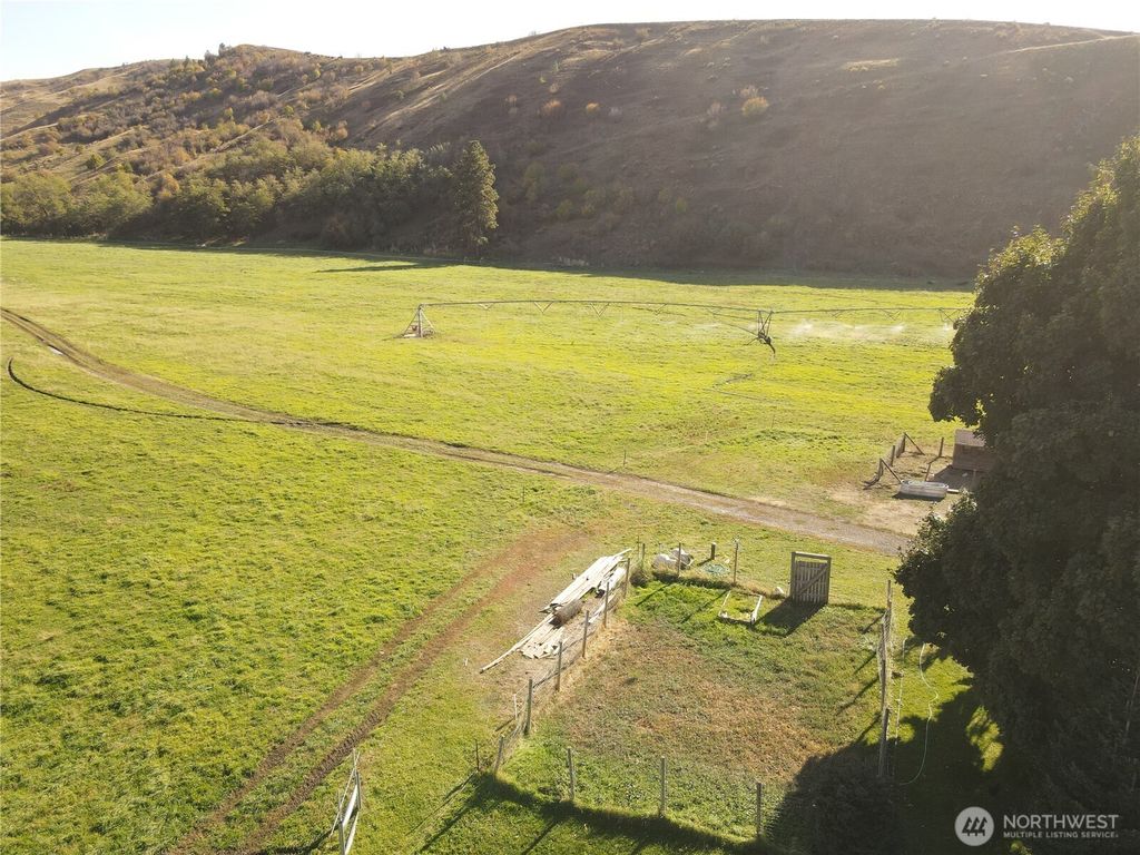 listing image 9363682054723150904