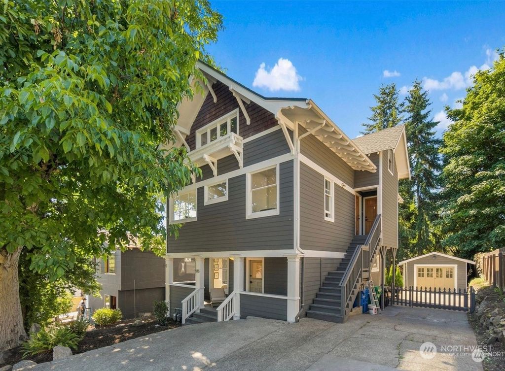 Photo of 515 N 72nd Street #3, Seattle, WA 98103 (MLS # 2163228)