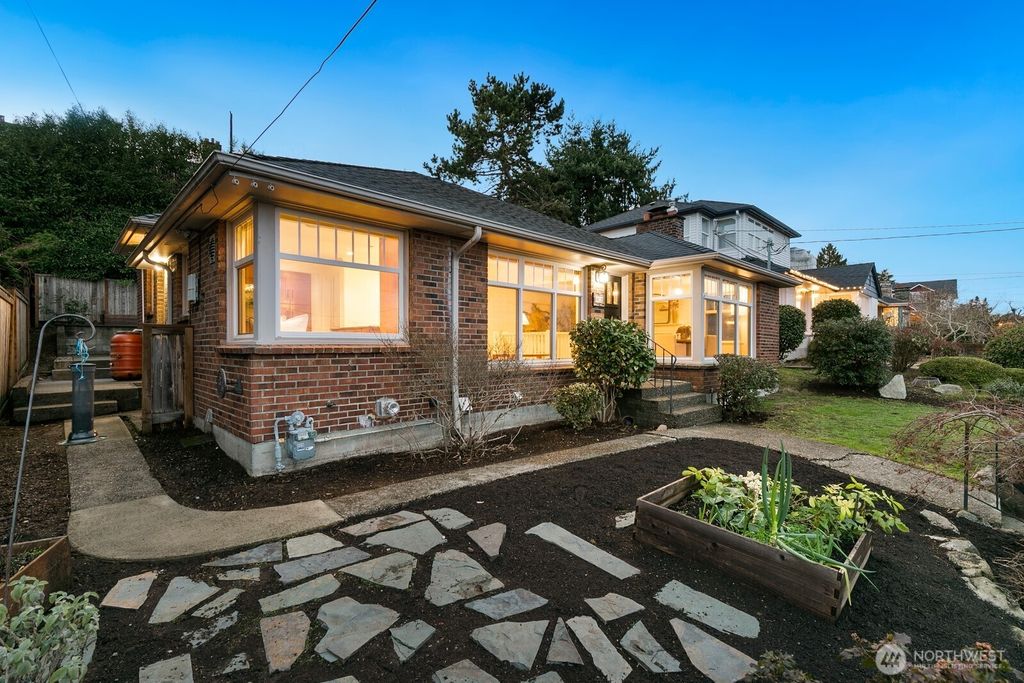 Photo of 3307 36th Avenue W, Seattle, WA 98199 (MLS # 2463224)