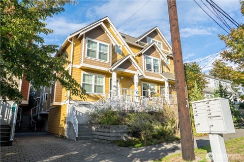 Photo of 1618 N 46th Street #B, Seattle, WA 98103 (MLS # 2569413)