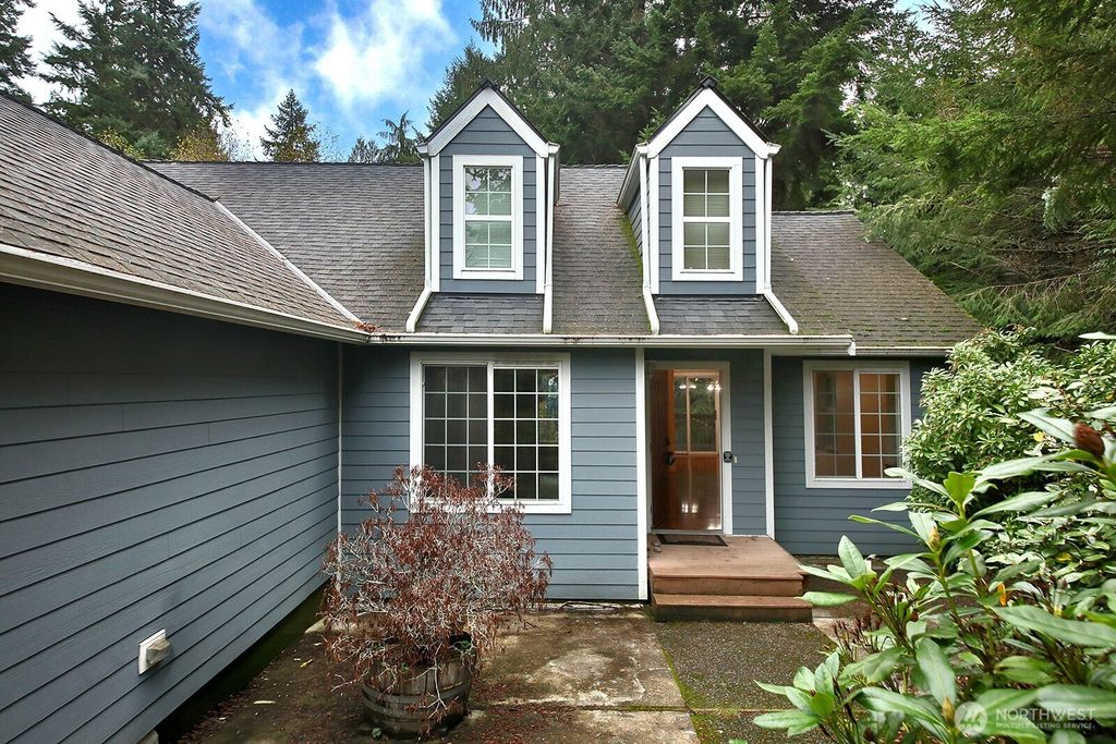 Photo of 4369 Shadowood Drive, Clinton, WA 98236 (MLS # 2457848)