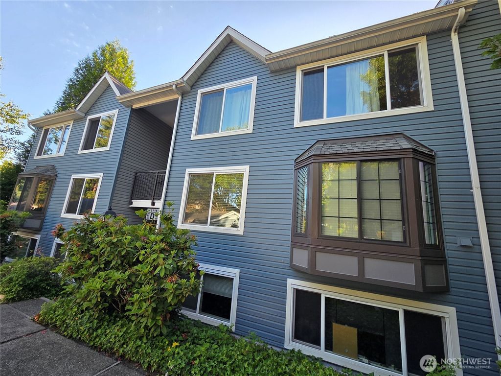 Photo of 12716 NE 144th Street #D202, Kirkland, WA 98034 (MLS # 2390380)