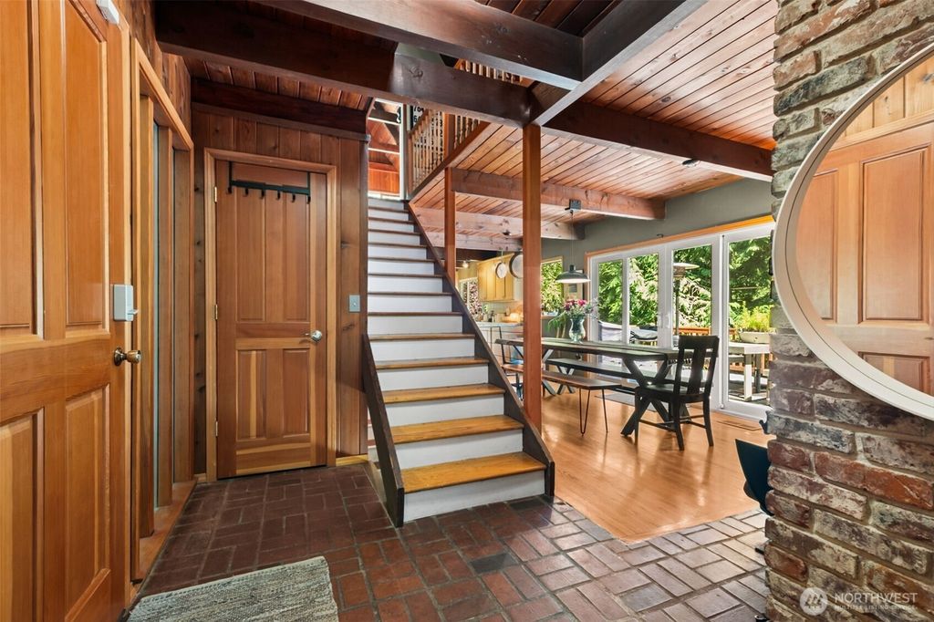 Photo of 25832 SE 152 Street, Issaquah, WA 98027 (MLS # 2408938)