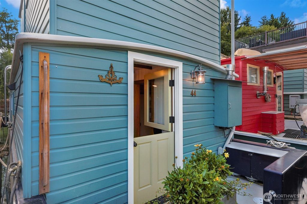 Photo of 2143 N Northlake Way #44, Seattle, WA 98103 (MLS # 2413639)