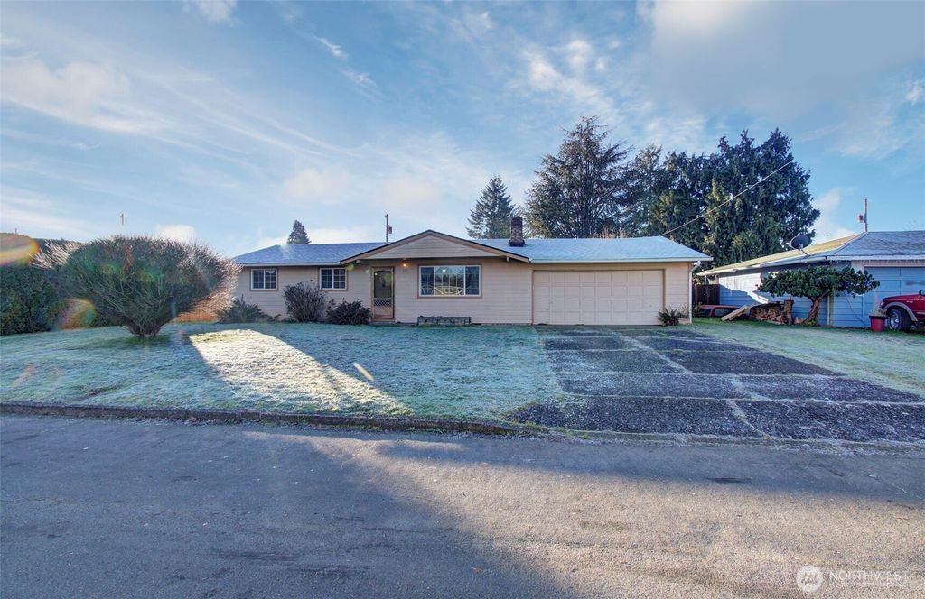 Photo of 11919 NE 80th Street, Vancouver, WA 98682 (MLS # 2469535)