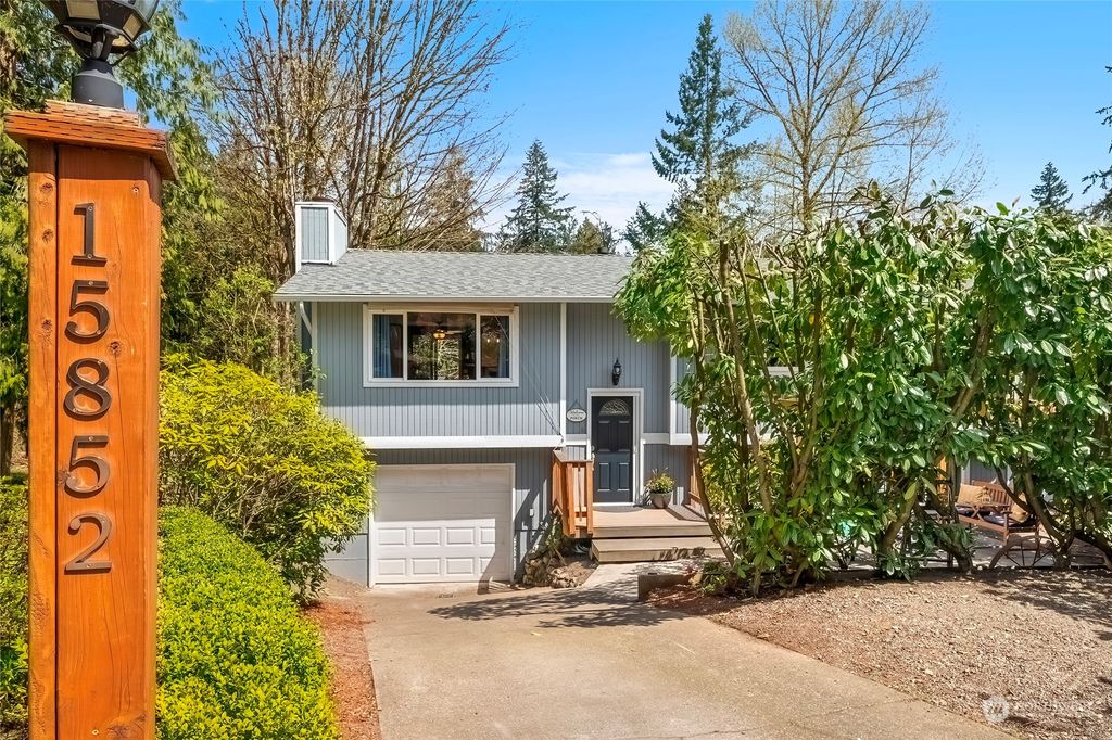 Photo of 15852 199th Avenue NE, Woodinville, WA 98077 (MLS # 2060262)