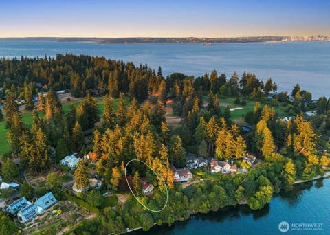 Photo of 11127 NE Wing Point Drive, Bainbridge Island, WA 98110 (MLS # 2566275)