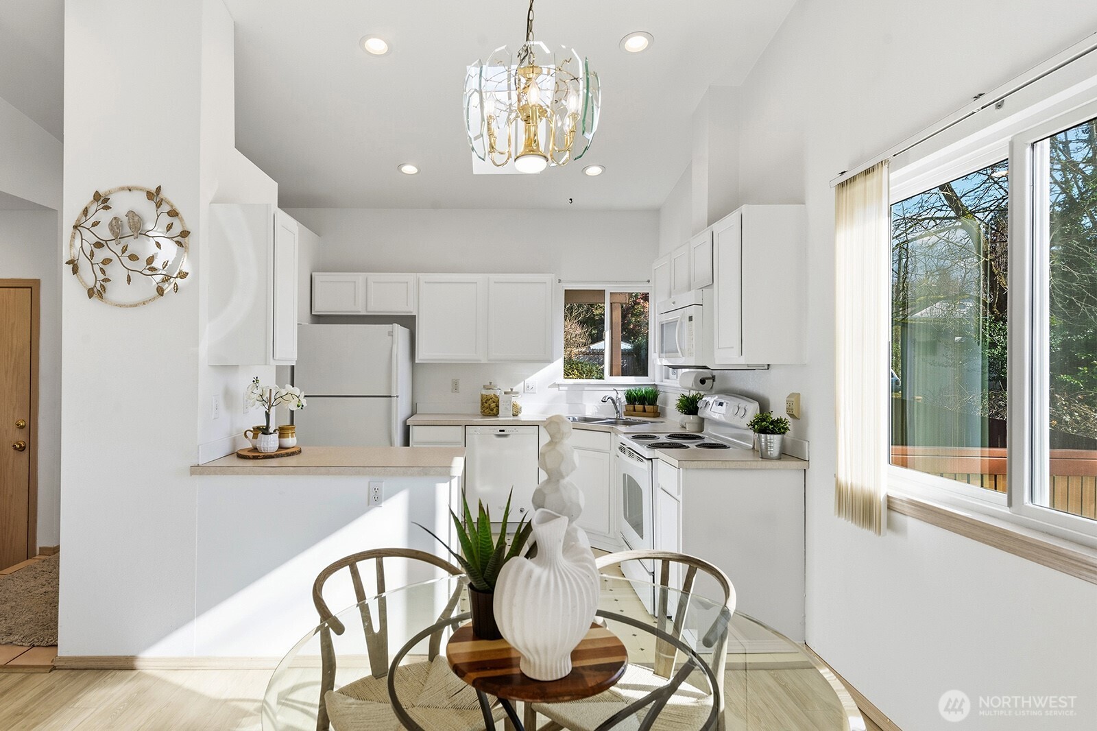 4846 S Morgan Street