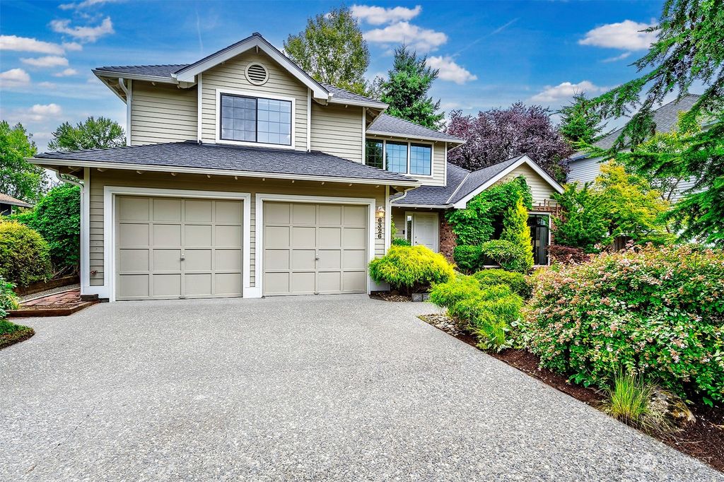 Photo of 6326 114th Avenue SE, Bellevue, WA 98006 (MLS # 2161251)