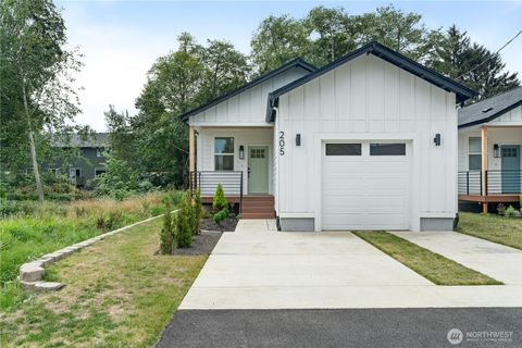 205 W Harriman Street Aberdeen WA 98520