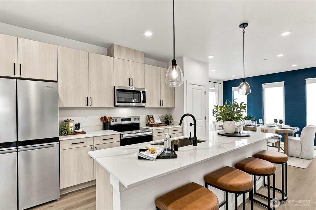 Photo of 16202 Manor Way #G1, Lynnwood, WA 98087 (MLS # 2586767)