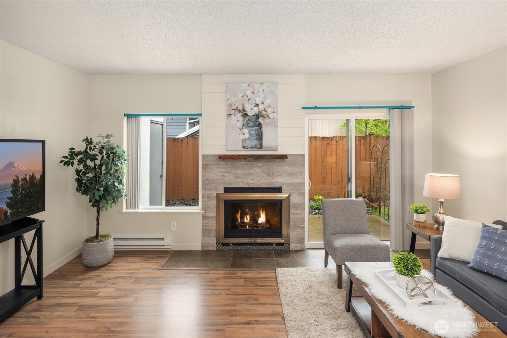 4805 76th Street NE 53