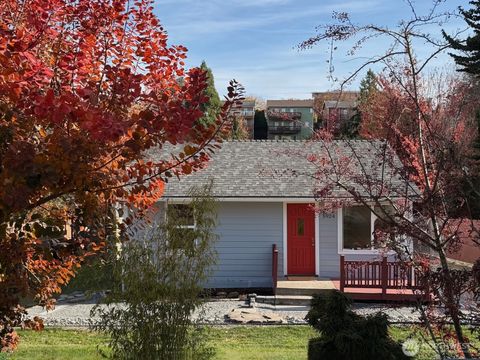 Photo of 5924 18th Avenue SW, Seattle, WA 98106 (MLS # 2453929)