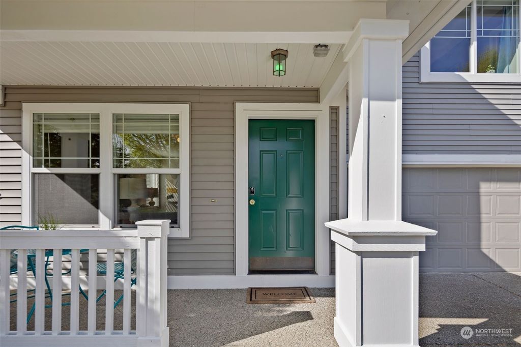 Photo of 7903 Cortland Avenue SE, Snoqualmie, WA 98065 (MLS # 2227984)