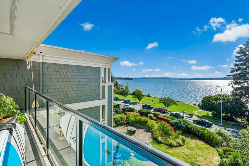 6620 Lake Washington Boulevard NE 303