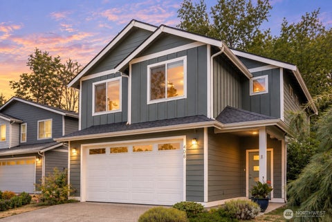 Photo of 408 Hammond Street, Blaine, WA 98230 (MLS # 2583229)