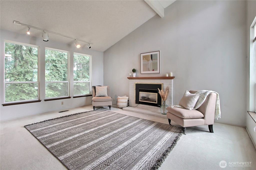 Photo of 33615 30th Avenue SW, Federal Way, WA 98023 (MLS # 2391965)