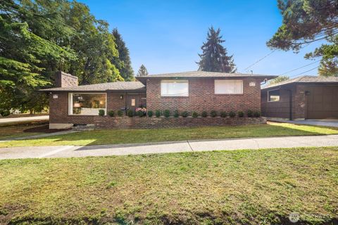 Photo of 4302 SE Thompson Avenue, Tacoma, WA 98418 (MLS # 2462849)