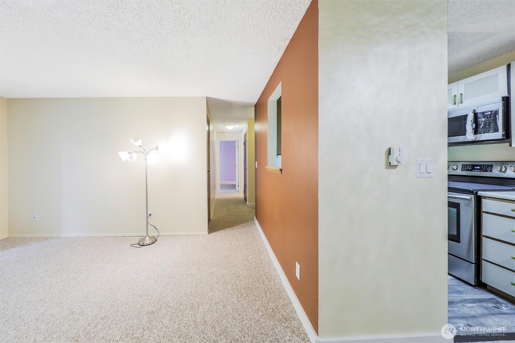 4501 Grandview Drive W T208