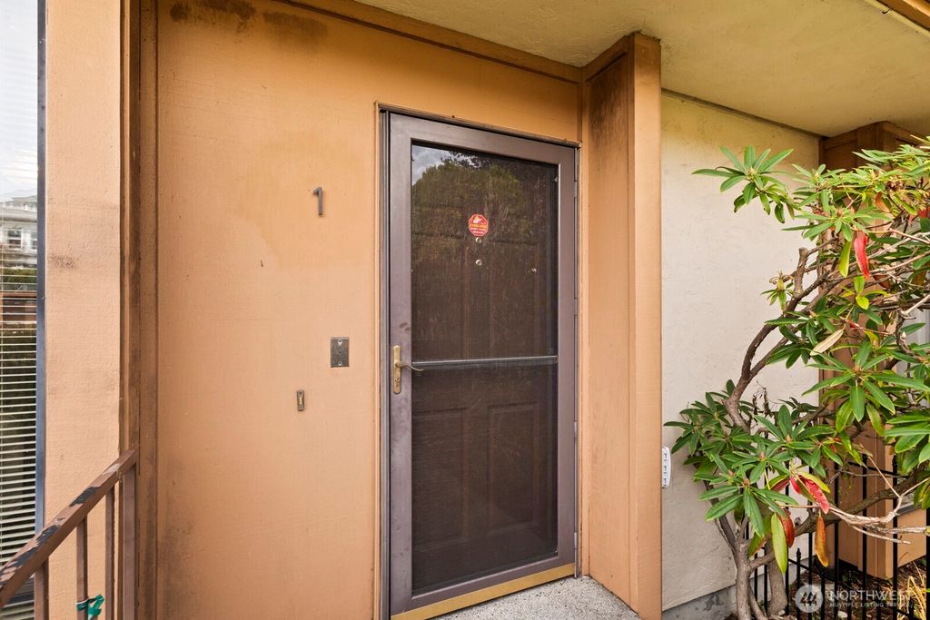 Photo of 2510 Rucker Avenue #1, Everett, WA 98201 (MLS # 2452647)