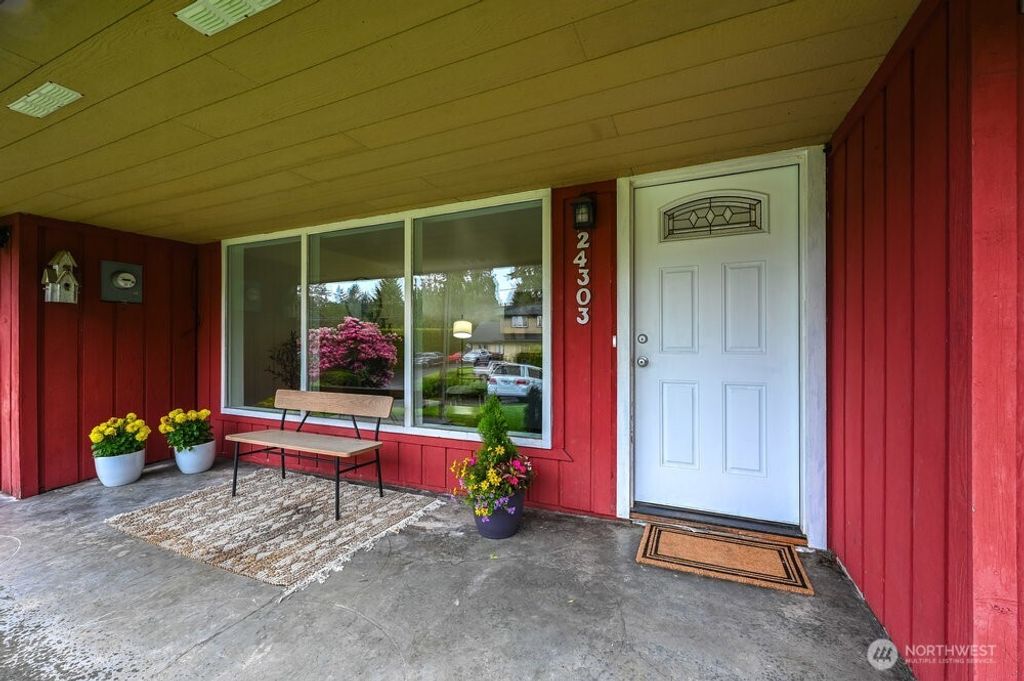 Photo of 24303 77th Place W, Edmonds, WA 98026 (MLS # 2378649)