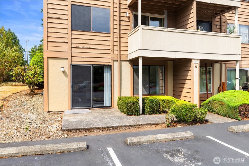 Photo of 4802 S 187th Place #A106, SeaTac, WA 98188 (MLS # 2426870)