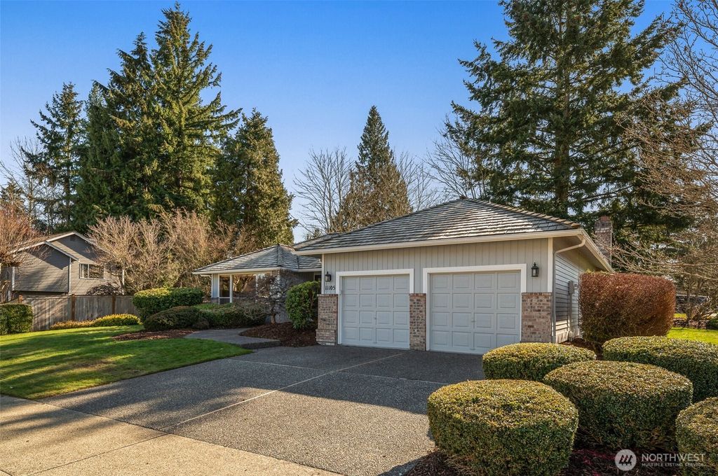 Photo of 11105 NE 157th Place, Bothell, WA 98011 (MLS # 2336739)
