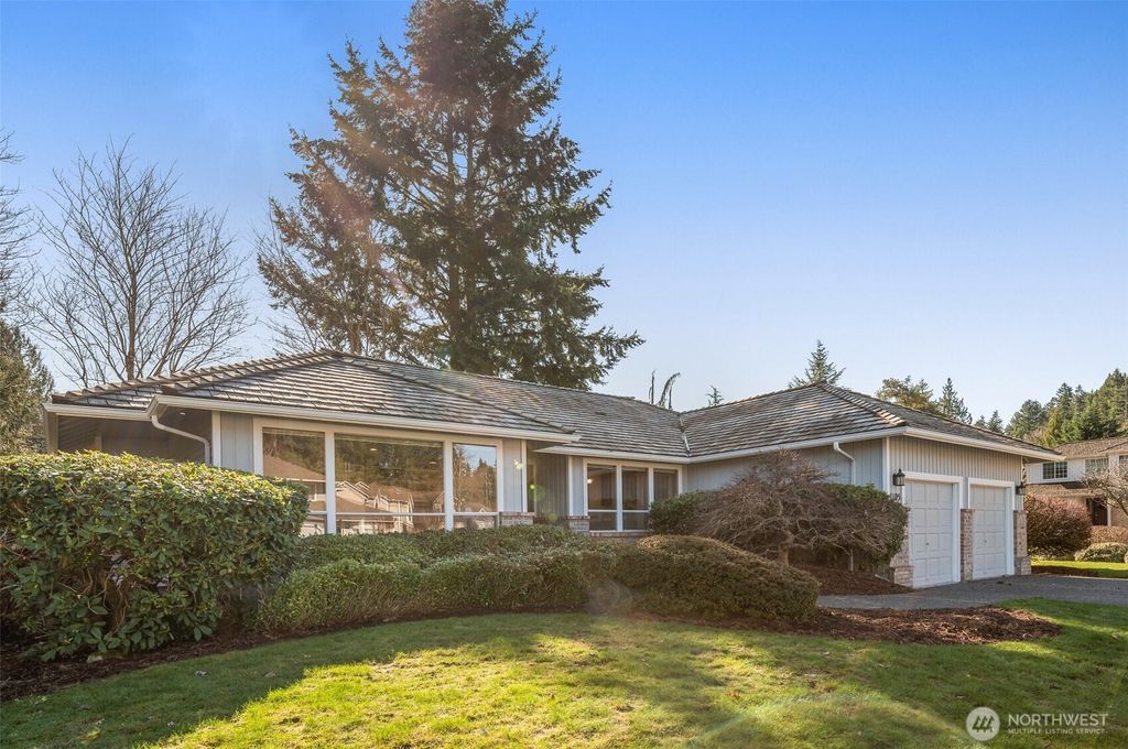 Photo of 11105 NE 157th Place, Bothell, WA 98011 (MLS # 2336739)