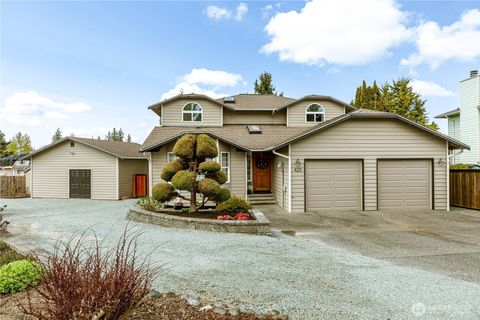Photo of 423 S 32nd Place, Mount Vernon, WA 98274 (MLS # 2509897)