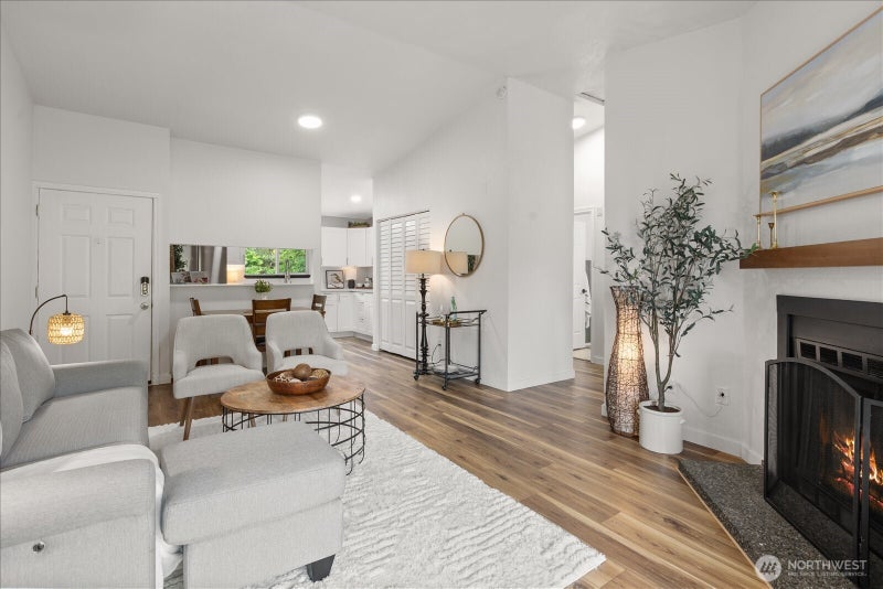 10822 E Riverside Drive A303