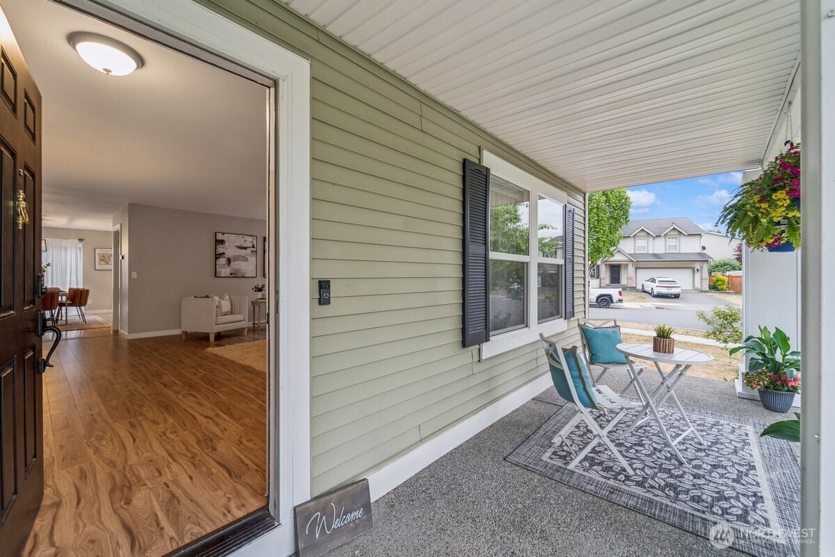 14369 Autumns Avenue SE