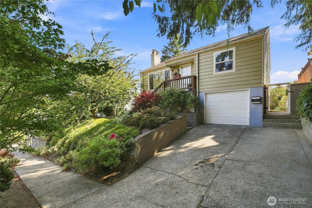 Photo of 5920 39th Avenue SW, Seattle, WA 98136 (MLS # 2573087)