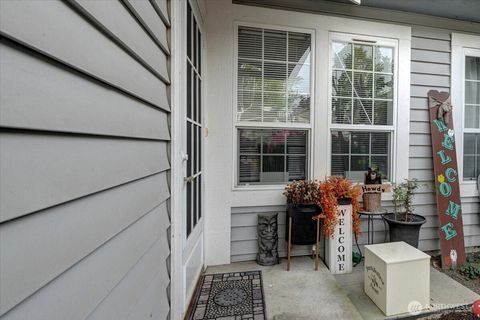 Photo of 10922 62nd Street E, Puyallup, WA 98372 (MLS # 2373157)