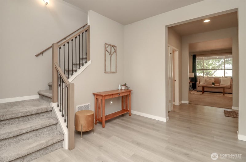 2707 179th Street E