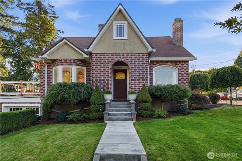 Photo of 1135 NE Birch Street, Camas, WA 98607 (MLS # 2573914)