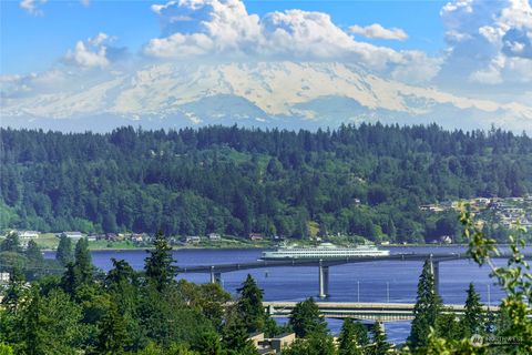 A home in Bremerton