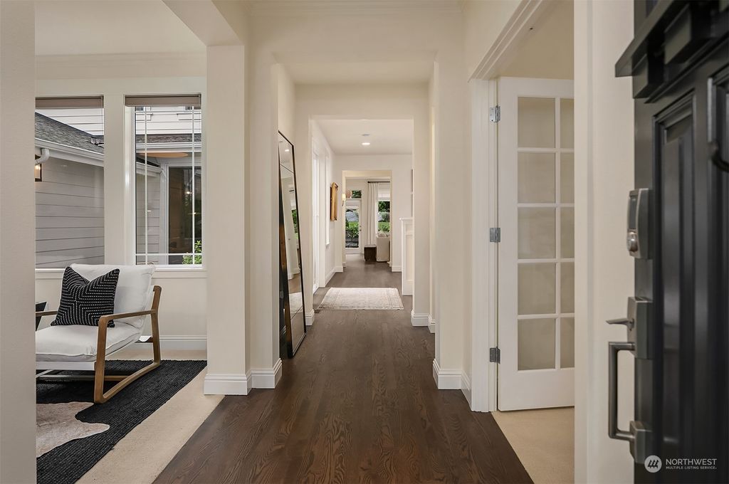 Photo of 13420 NE 83rd Street, Redmond, WA 98052 (MLS # 2132973)