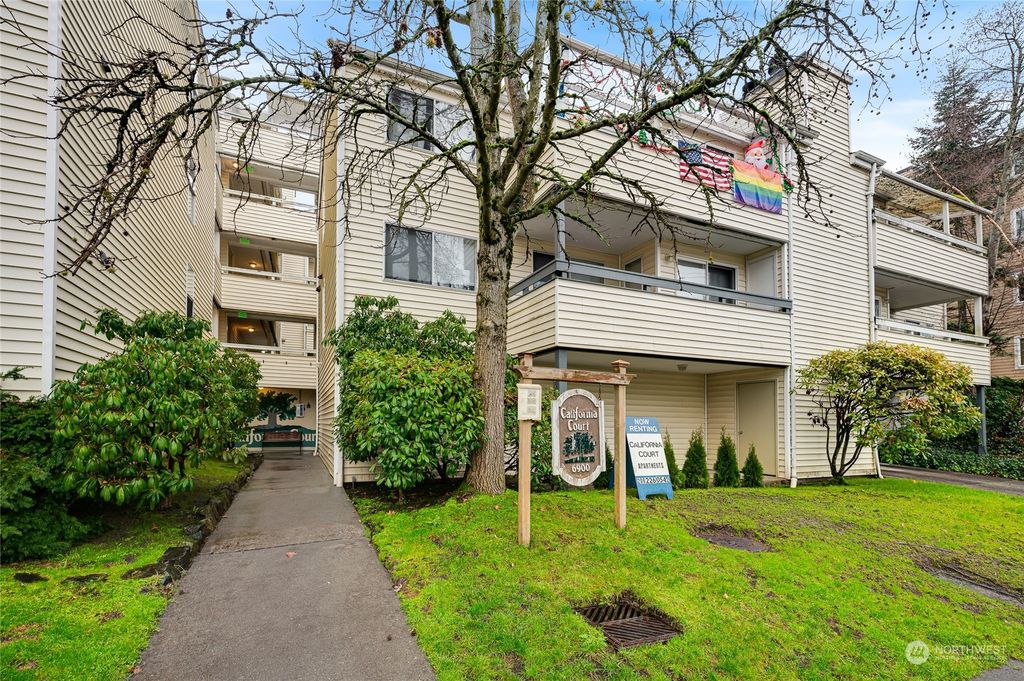 Photo of 6900 California Avenue SW, Seattle, WA 98136 (MLS # 2196580)